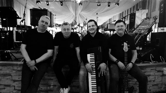 "Alex & Friends" при участии Виктора Колесова ("Петрович Блюз Бэнд")