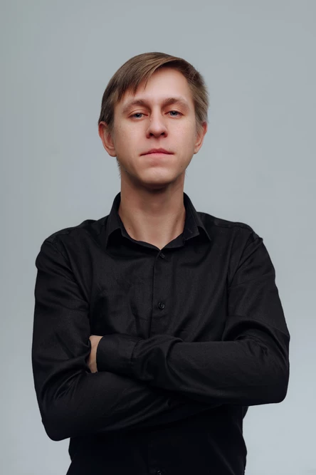 Гаврилов. Всё тот же.