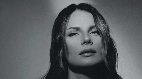 ЕВА ВЛАСОВА