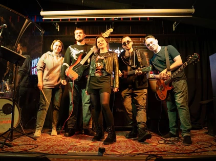 Нетривиальный рок от Юлии Юмэ и Юмэ's band и открытый микрофон