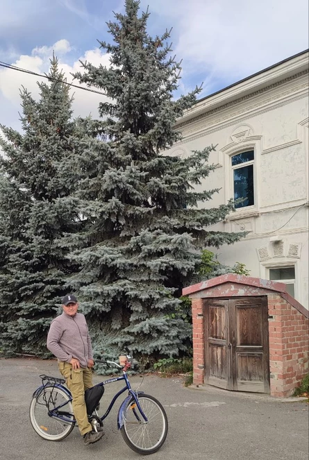 Велоэкскурсия Алексея Кондратьева в рамках фестиваля "Соседи снизу"