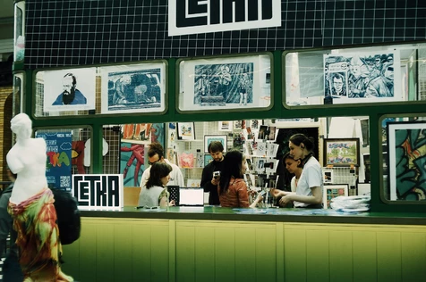 Медиация: Выход через сувенирную лавку