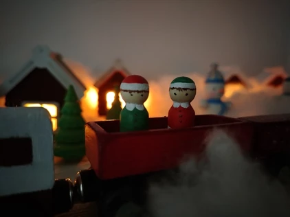 Новогодняя Паровозия и спектакль для детей 1-4 года