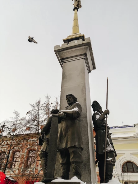 Скульптуры Кировки