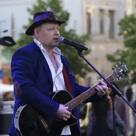 АКУСТИЧЕСКИЙ КОНЦЕРТ ВЛАДИМИРА ТОМШИНА