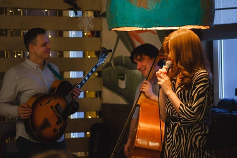 Осенний Джаз / Jazz street Trio.