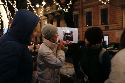 Новый год по-петербургски. Праздничная экскурсия с вином