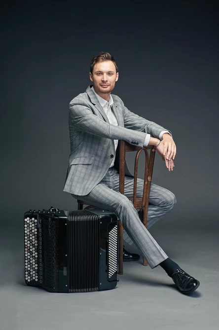 Музыка здесь и сейчас