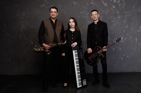 Три цвета джаза: Стандарты в новом свете — трио Карины Севдуллаевой