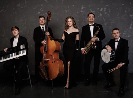 Вечер джаза без чувства меры — Арина Берман и Stage Band