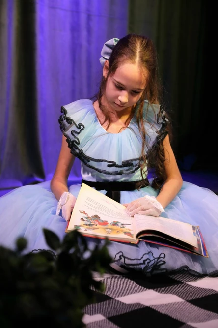 Алиса в расчудесном саду