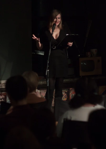 Вечер короткой нижегородской прозы "ЧИТАЕТ АВТОР"