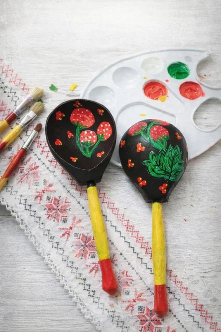 Широкая Масленница (роспись деревянных ложек)