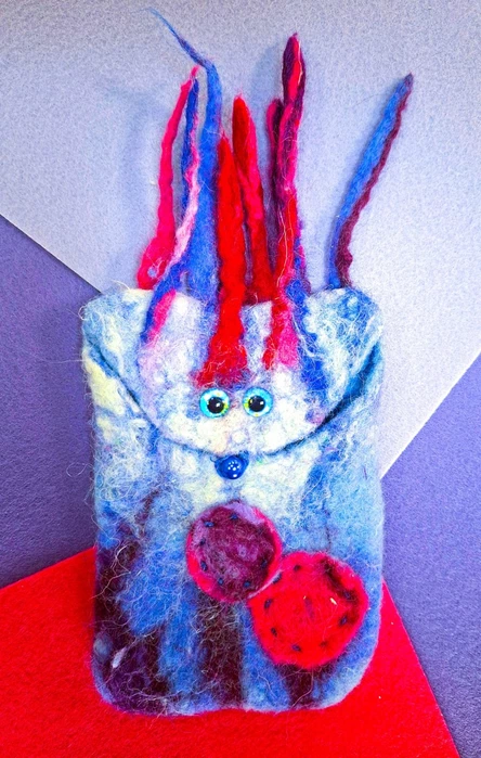 Мастер-класс по валянию из шерсти «Космический монстрик» 7+