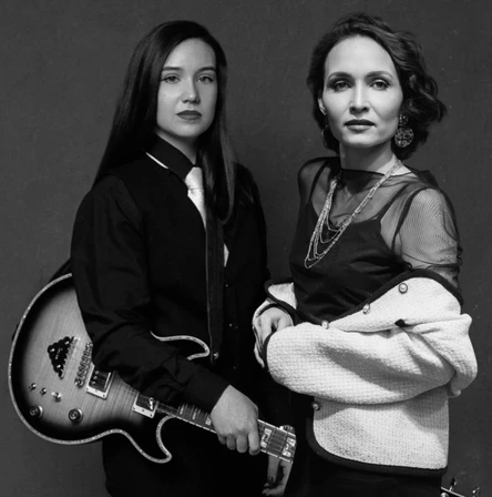 Вдоль по струнам мои стихи — дуэт Светланы Игнатьевой и   Яны Пантелеевой