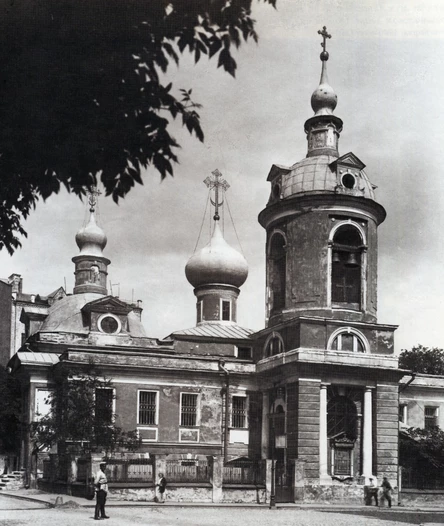 "Задворки Волхонки" с Игорем Наумовым