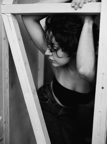 Мила Пурим. Эссе майской кошки