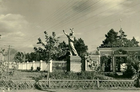 Экскурсия «Октябрьский поселок»