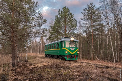 По УЖД с автомотрисой АМ1-169