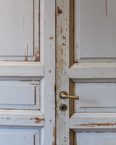 Экскурсия по квартире Введенского и выставке «Неполное собрание»