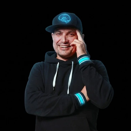 ВСЕМОГУЩИЕ НЕЙРОНЫ