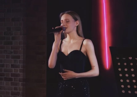 (Б) Джаз по любви — дуэт Александры Коржовой и Сергея Лосева