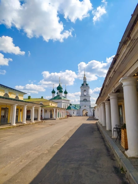 Экскурсия «Кострома: Сусанинская площадь, торговые ряды и беседка Островского»