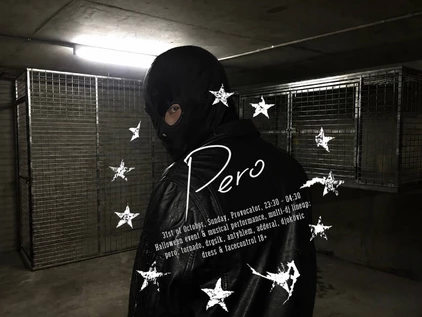 Halloween by Pero